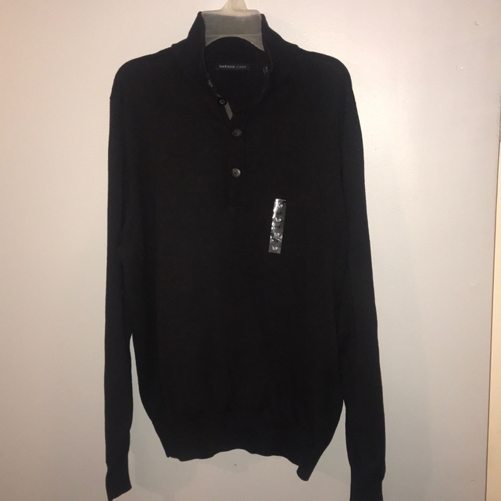 *BRAND NEW* Van Heusen 3/4 Button Sweater